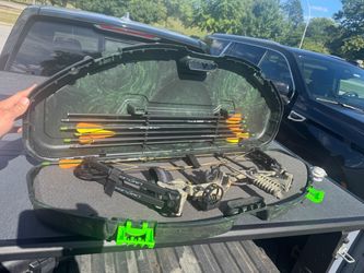 Youth bow