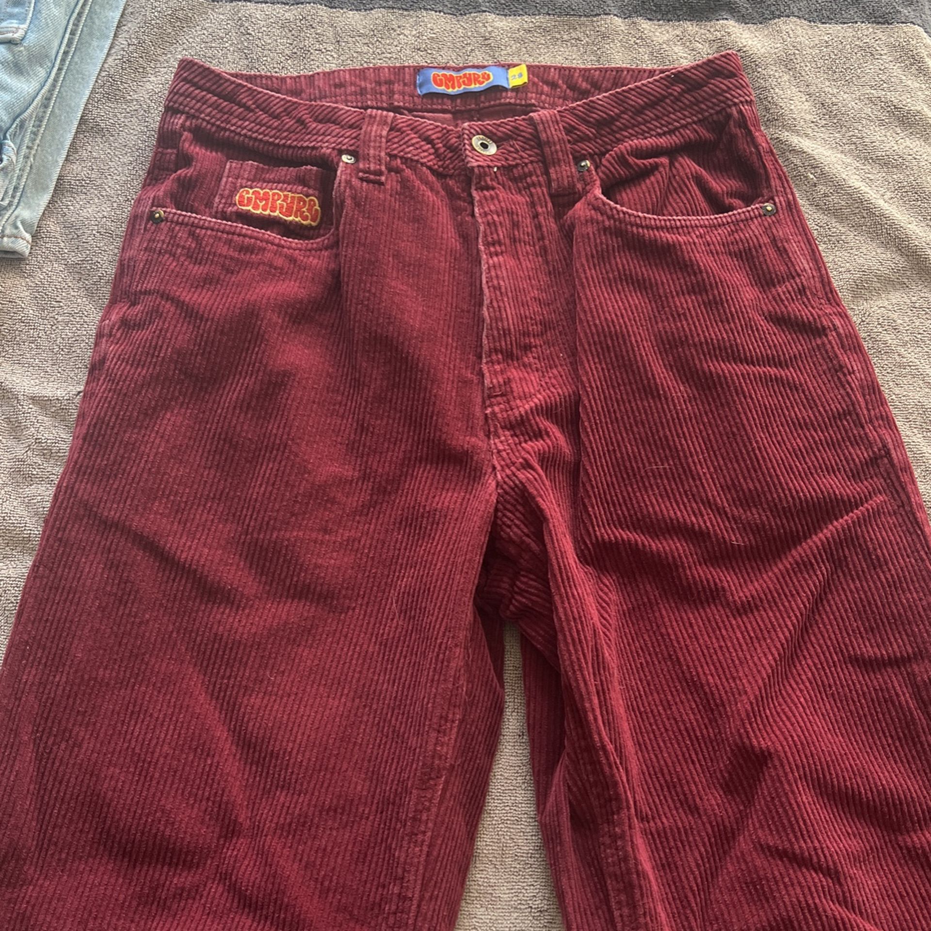 Empyre corduroy burgundy size 28