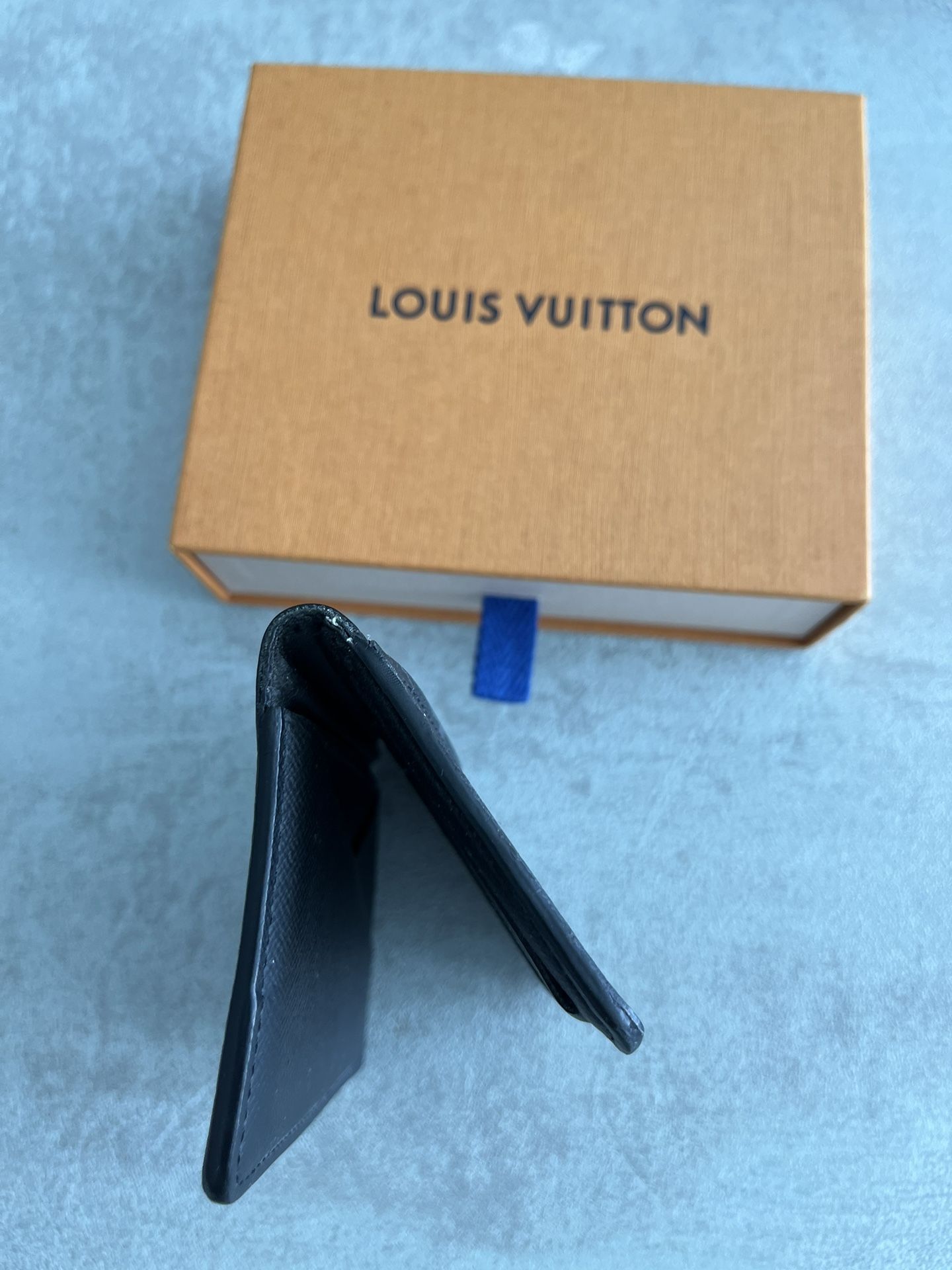 Louis Vuitton Graffiti POCKET ORGANIZER Giant Monogram MultiColor Wallet  New Box for Sale in Miami, FL - OfferUp
