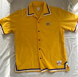 Adidas Lakers #33 Kareem Abdul-Jabbar Throwback shirt- Men’s size L - $55 OBO