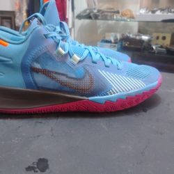 kids LeBron James size 7y $20