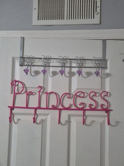 Door hangers/ hook mounts & clothes hangers [variety]