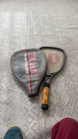 Badminton racket