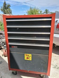 Caja de Herramienta Sears craftsman $70, firm.