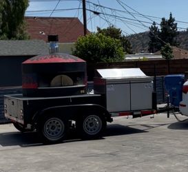 Wood-Fired Pizza Trailer – Forno Stanzia