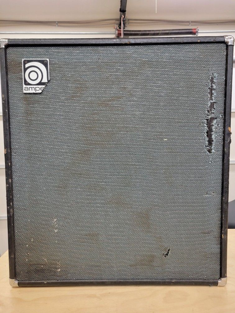 Vintage 1975 Ampeg V-4 4x12 Guitar Cabinet