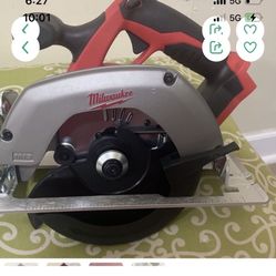 6-1/2 Milwaukee Circular Saw  18 Volt New. Tool Only $120. Poko Negotiable 