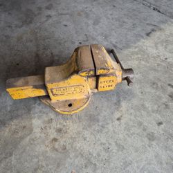 The Ridge No 41 Bench Vise