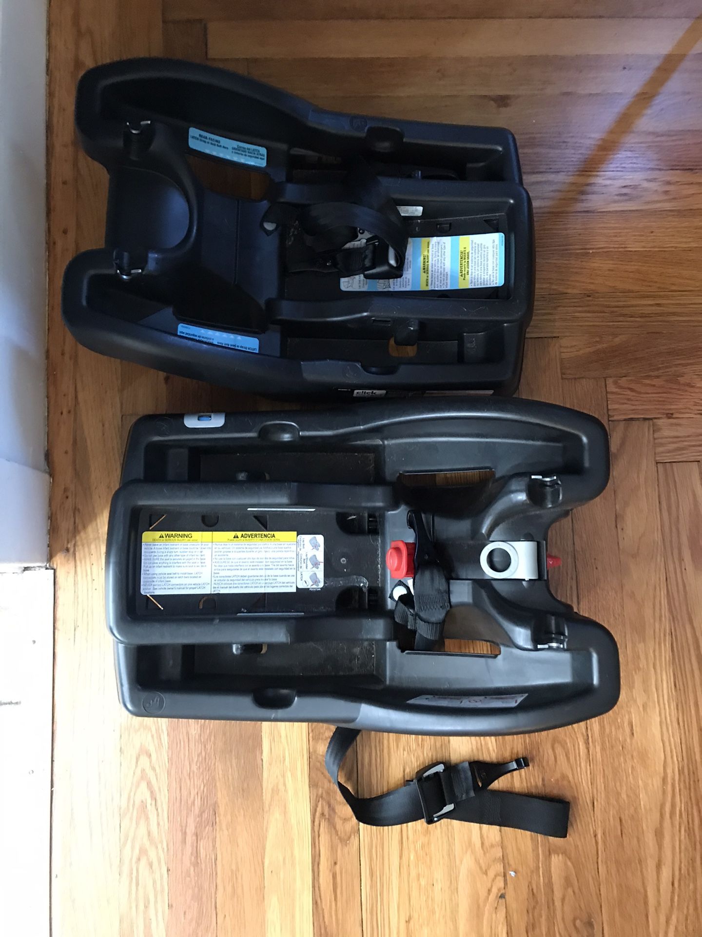 Free Graco Click Connect car seat bases