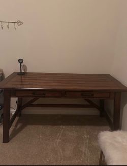 Ashley Furniture Desk. LARGE!