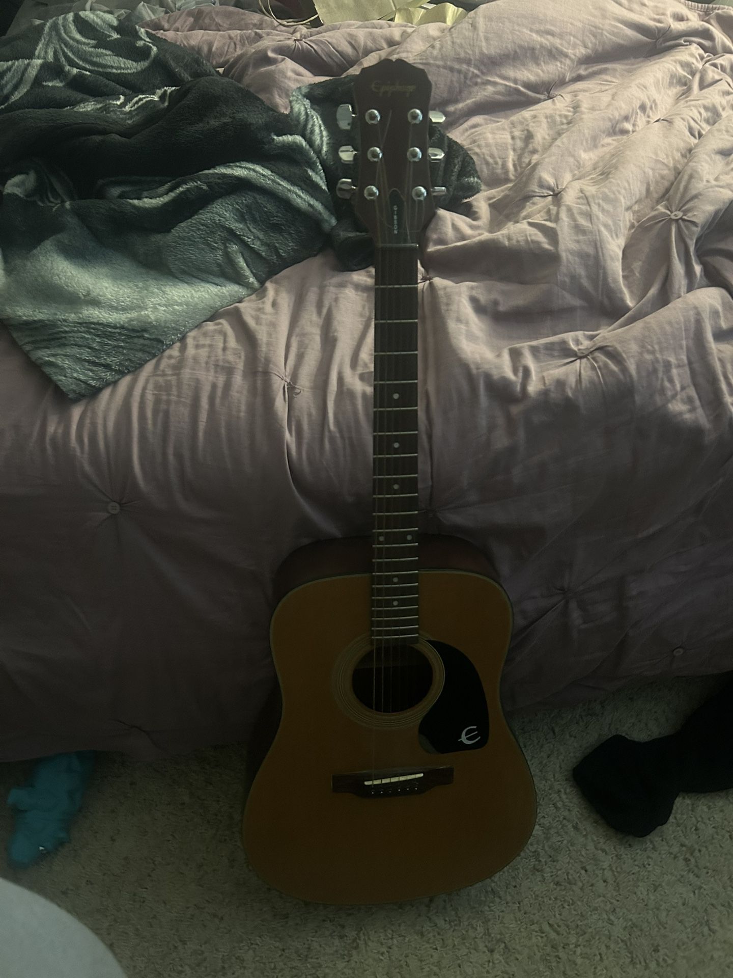 Guitar Epiphone Gibson