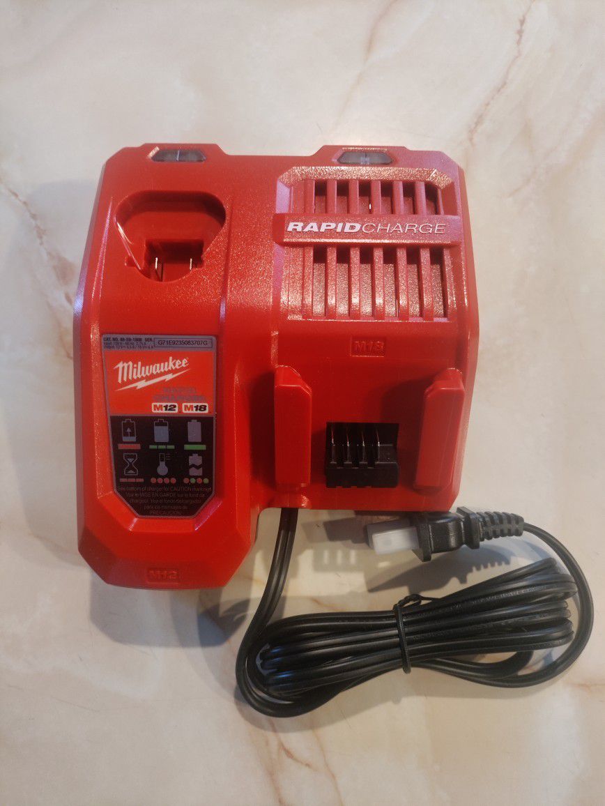M12 and M18 Lithium-Ion Multi-Voltage Rapid Battery Charger