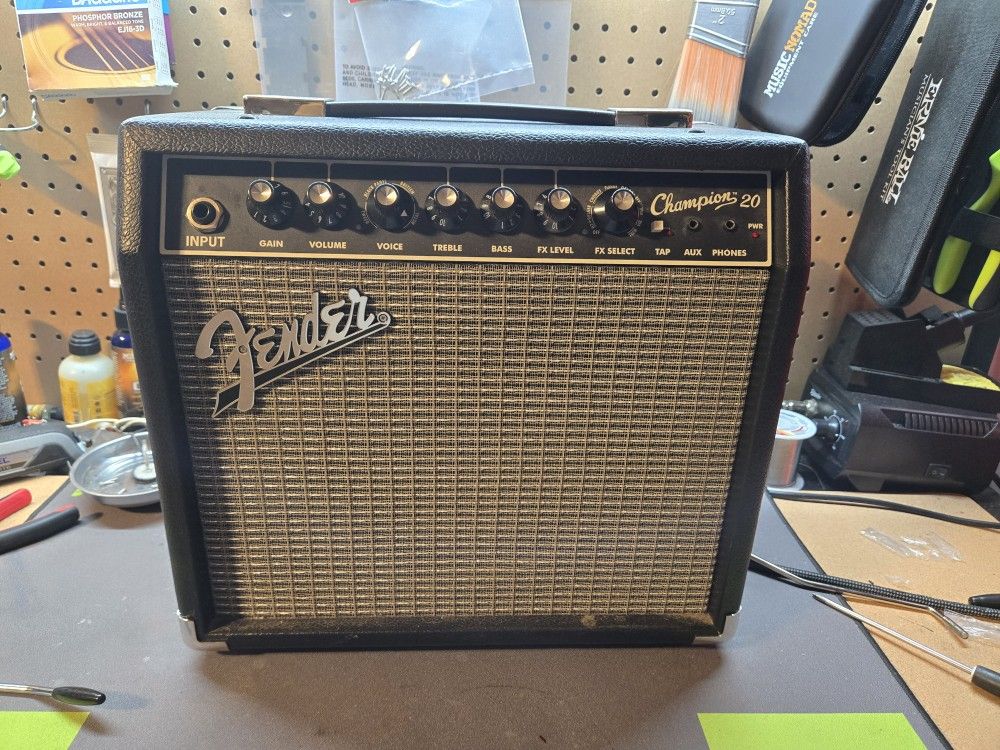 Fender Champion 20 Watt Guitar Amp