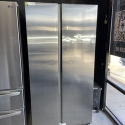 Samsung Plain Face Side By Side Refrigerator- Counter Depth 