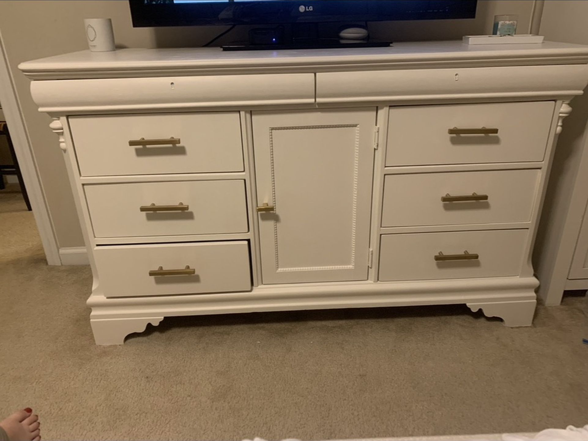 Vintage 1990s Lexington- Betsy Cameron series 222 real wood dresser and nightstand