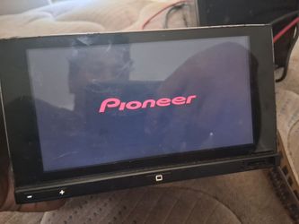 Pioneer SPH-DA01 radio