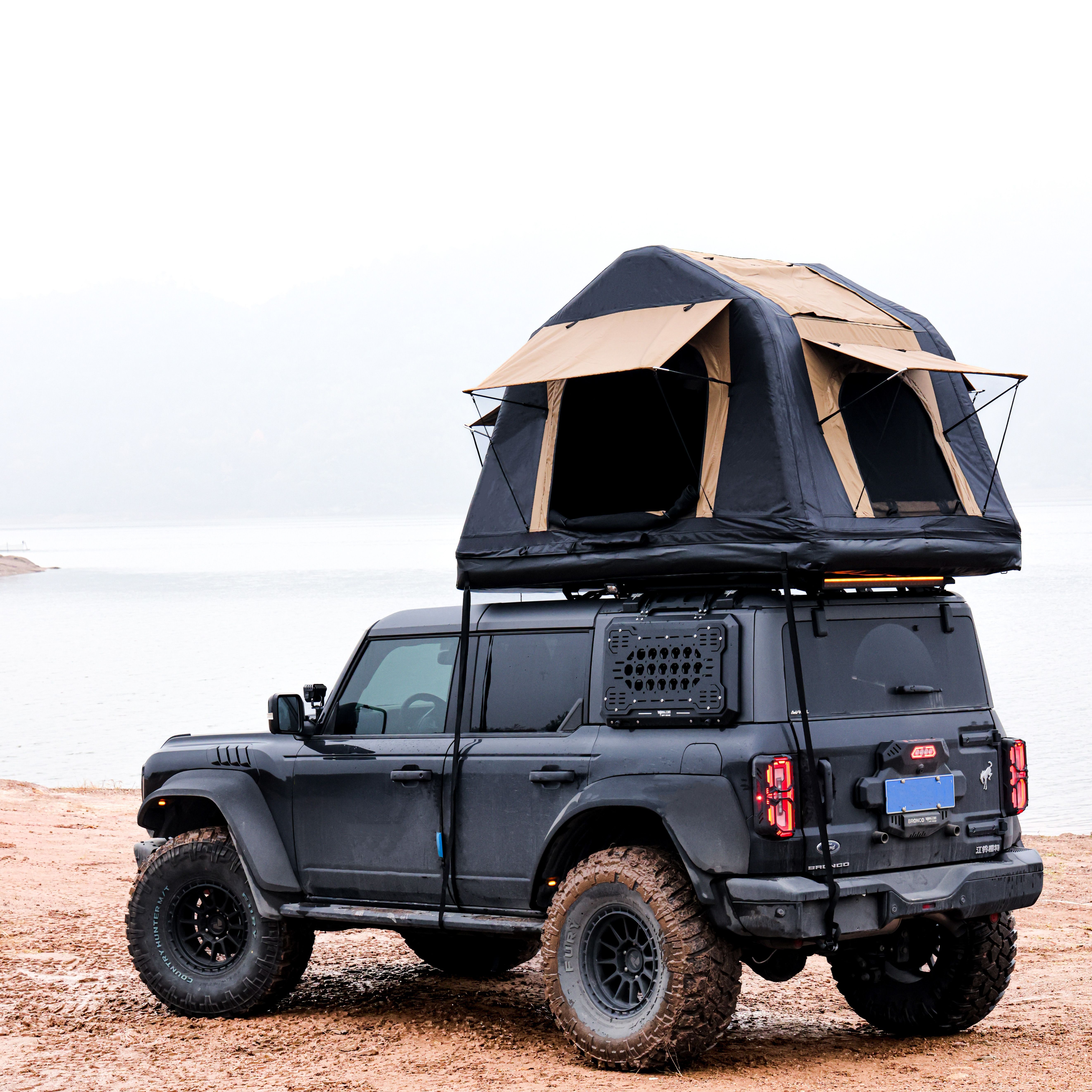 Foldable 2-3 People Amphibious Inflatable Car Roof Top Tent for camping Outdoor Glamping Camping Tent for SUV,Truck( Without Ladder, Two-tone Style, K