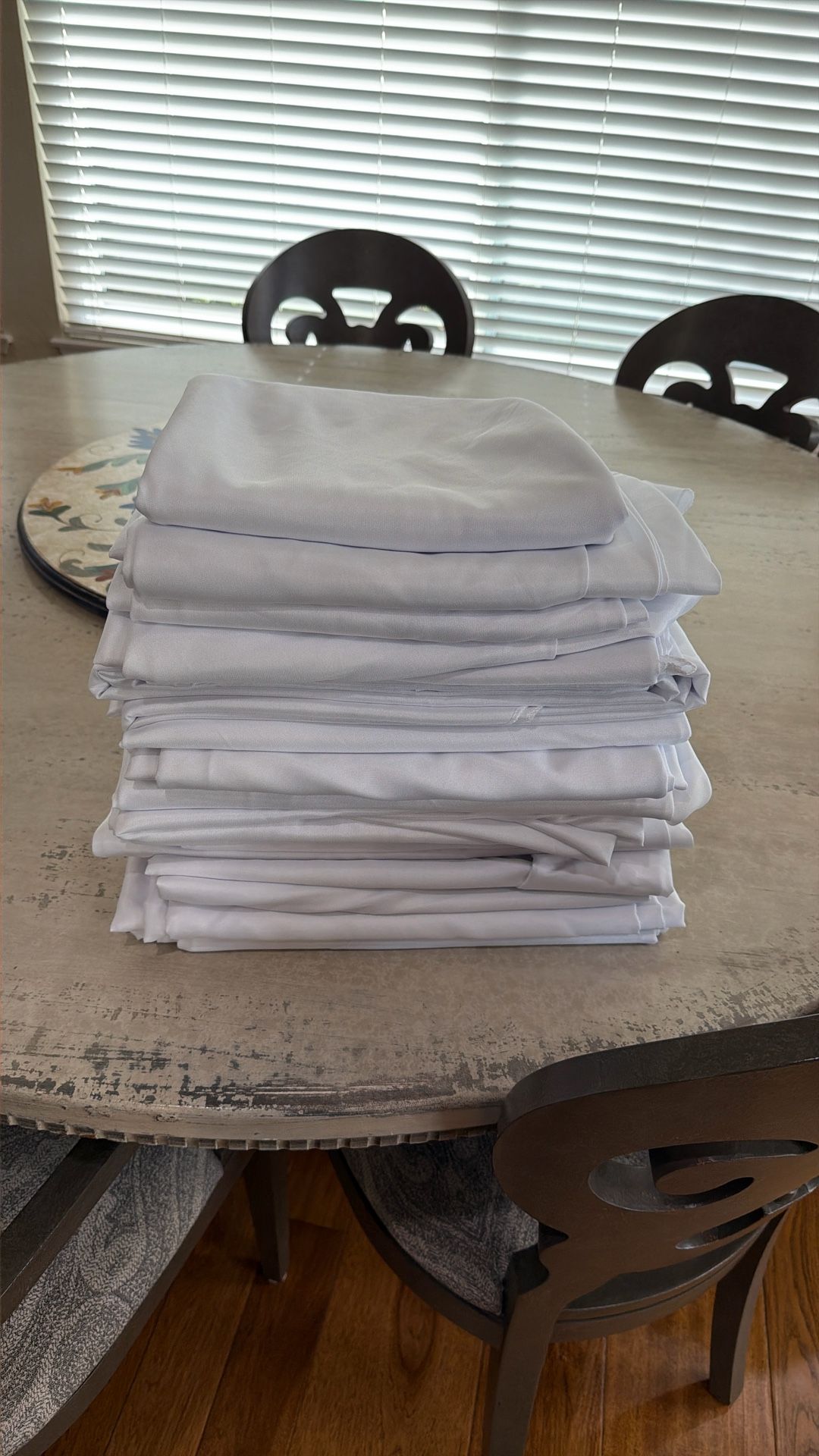 17 White Round 108” Tablecloths Excellent Condition