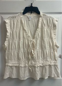 Brand new Ladies winter white textured tie top size XXL