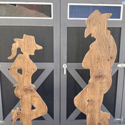 Wood Yard Art Or Party Supplies