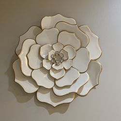 Wall Art Metal Flower New In Box 