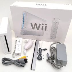 NEW NINTENDO Wii + CONTROLLER + ALL CABLES + 1 GAME OF YOUR CHOICE