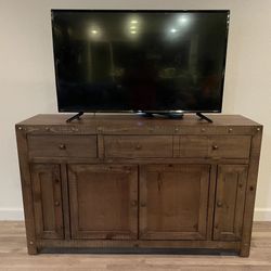 Almost Brand New High Quality TV Table With Perfect Condition 