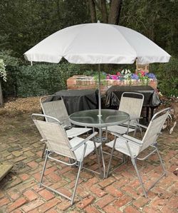(DELIVERY)FOLDABLE BRAND NEW IN Box Outdoor Foldable Portable Patio 6 PCs Set & 5.5- 6ft umbrella