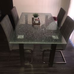 Glass Dinning table With Chairs 