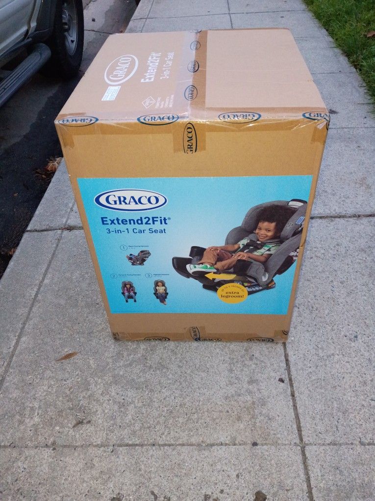 GRACO EXTEND2FIT CAR SEAT