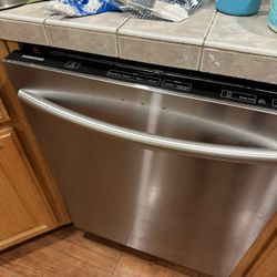Dishwasher 