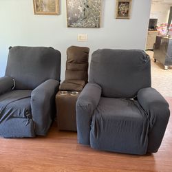 Recliner Chairs And Center Piece