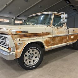 1968 Ford F250 Camper Special