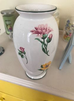 Pretty vase