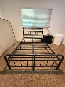 Black Metal Platform Bed Frame