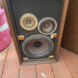 HEATH KIT AS104  VINTAGE SPEAKERS !