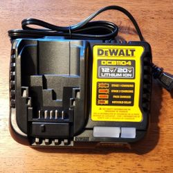 Dewalt 4 Ah Charger 