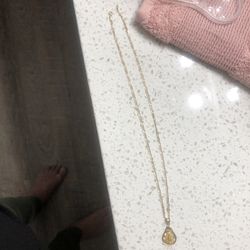 14 Kt Real Gold Necklace With Pendant