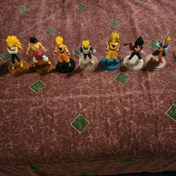 7 dragon ball figures lot