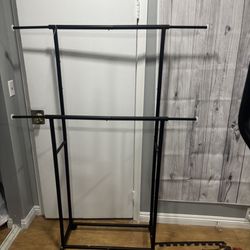 Expandable Clothes Organizer 