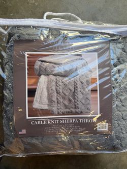 Cable knit sherpa throw blanket