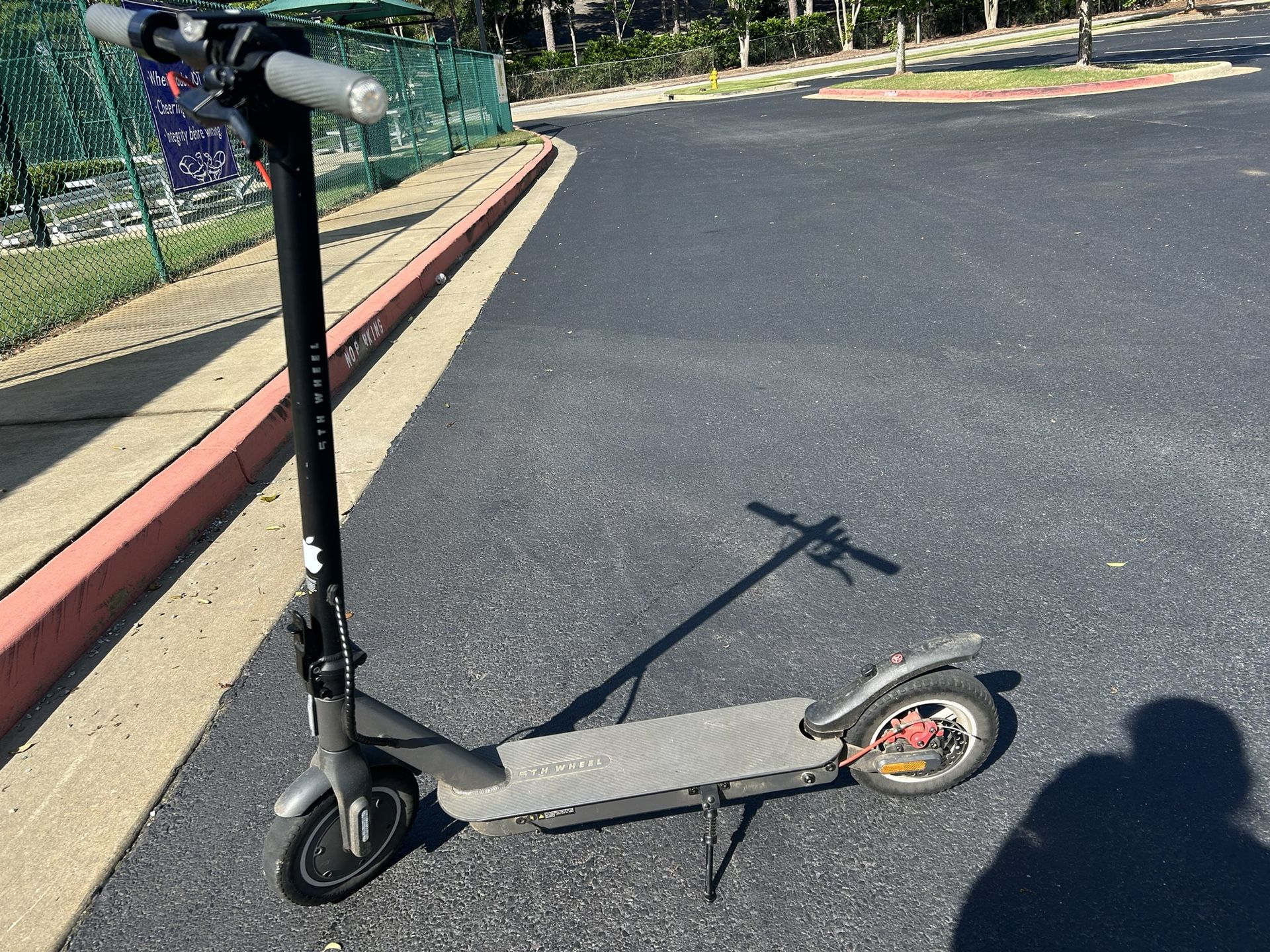 5th Wheel Foldable Electric Scooter