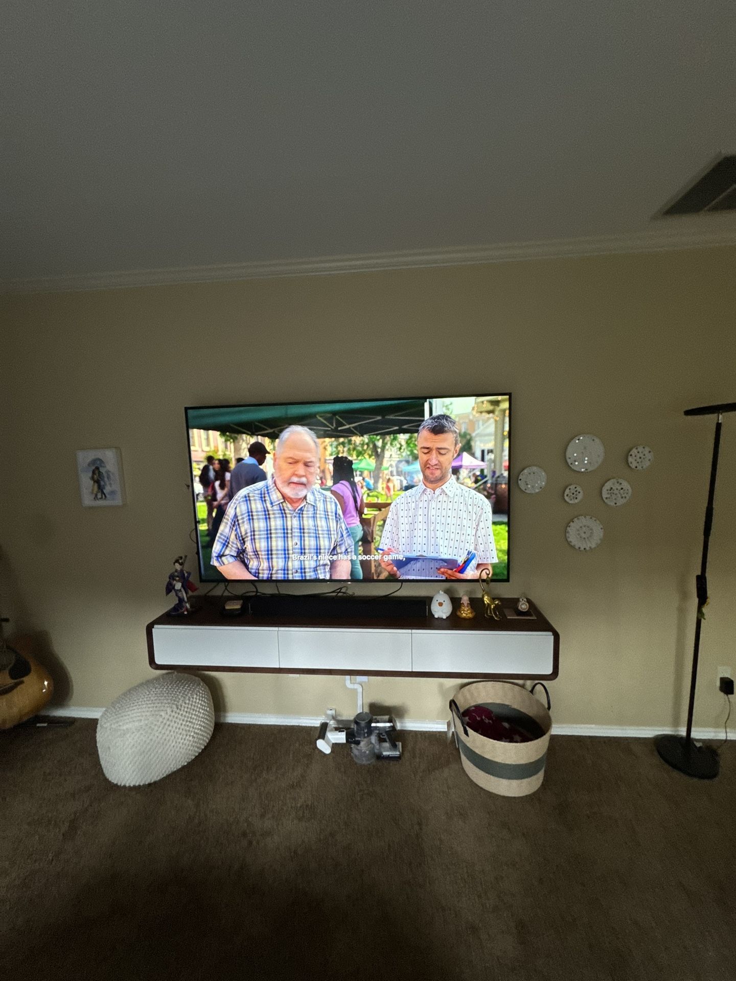 Sony XBR-75X850D 75" Smart LED 4K Ultra HD TV with HDR (2016 model)