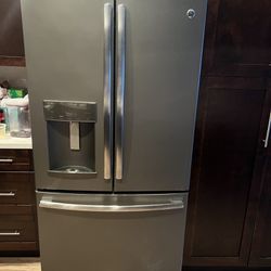 GE French Door, Refrigerator Freezer