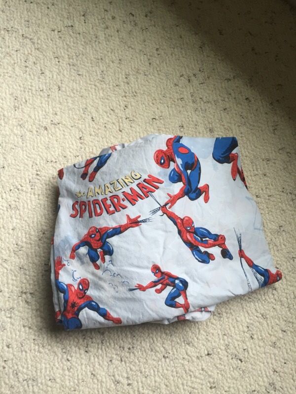 Pottery barn hotsell spiderman sheets