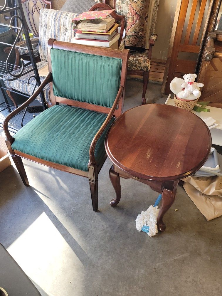 Nice Cherry Wood Oversize Chair And Side Stand $50
