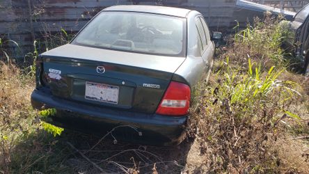 Auto parts 2000 Mazda Protege