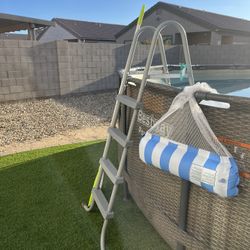 Pool Ladder