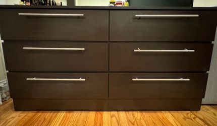 Moving sale- everything must go (best offer)