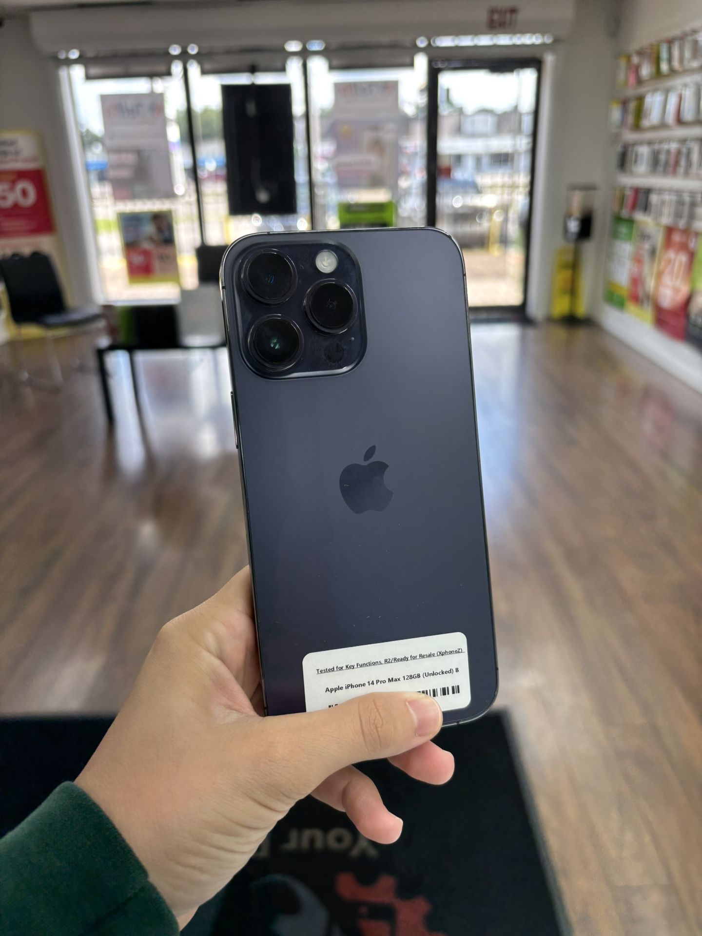 iPhone 14 Pro Max Unlocked 128gb $99 Down